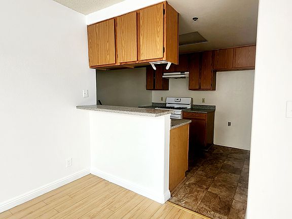 4th image of 1631 W 219th St APT 104