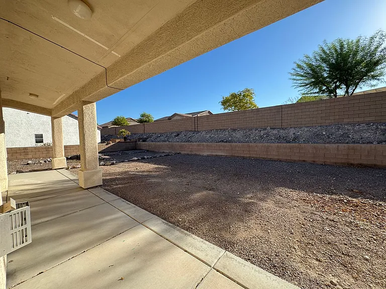 2772 Broadmoor Dr — Photo 33