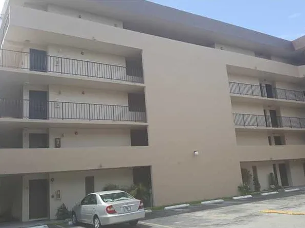 820 NW 87th Ave APT 301, Miami, FL 33172