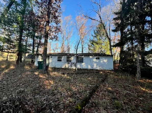 5053 E Cranberry Lake Rd, Harrison, MI 48625