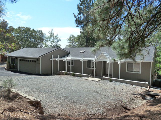 1st image of 6543 Green Leaf Ln