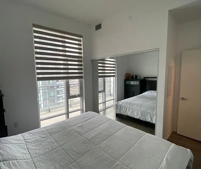 2520 Eglinton Ave W #1404 — Photo 8