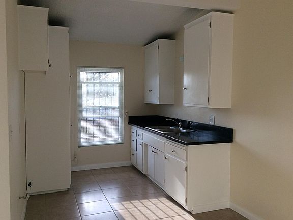 5th image of 7120 S La Cienega Blvd APT 2