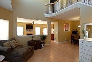 2nd image of 3052 Creekside Dr #3052