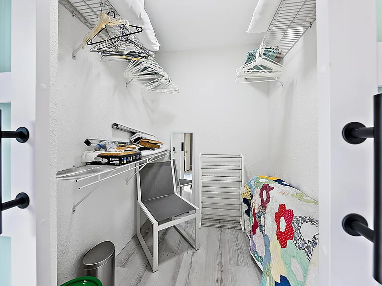 2902 29th Ct — Photo 23