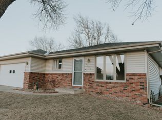 4020 N 7th St, Lincoln, NE 68521