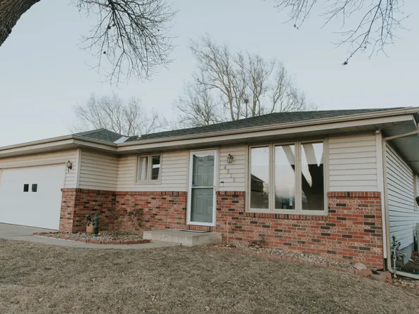 4020 N 7th St, Lincoln, NE 68521