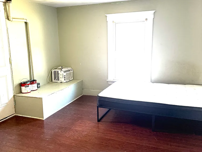 81 N Lynn Ave — Photo 14