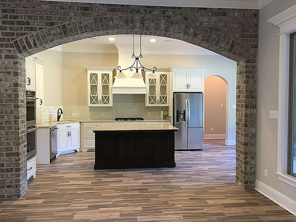 2nd image of 1086 River Birch Ln