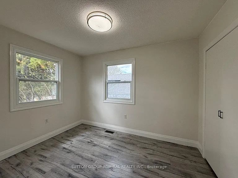 386 Irene Dr — Photo 16