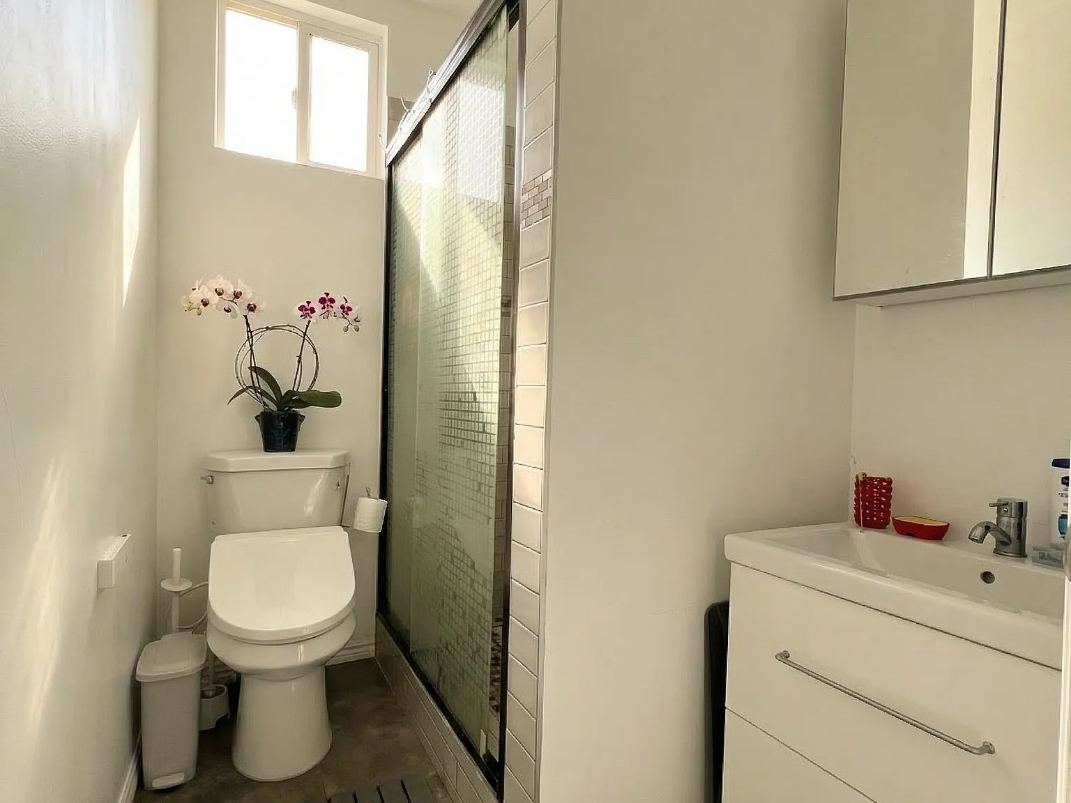 2 bed, 1075 sqft, $2,750 — Photo 1