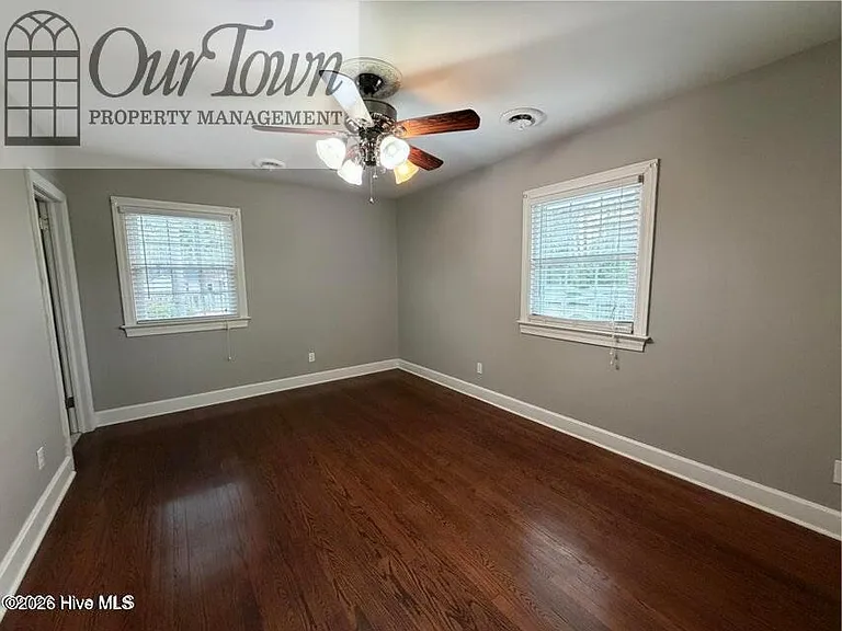 1711 Meadowbrook Ln W — Photo 9