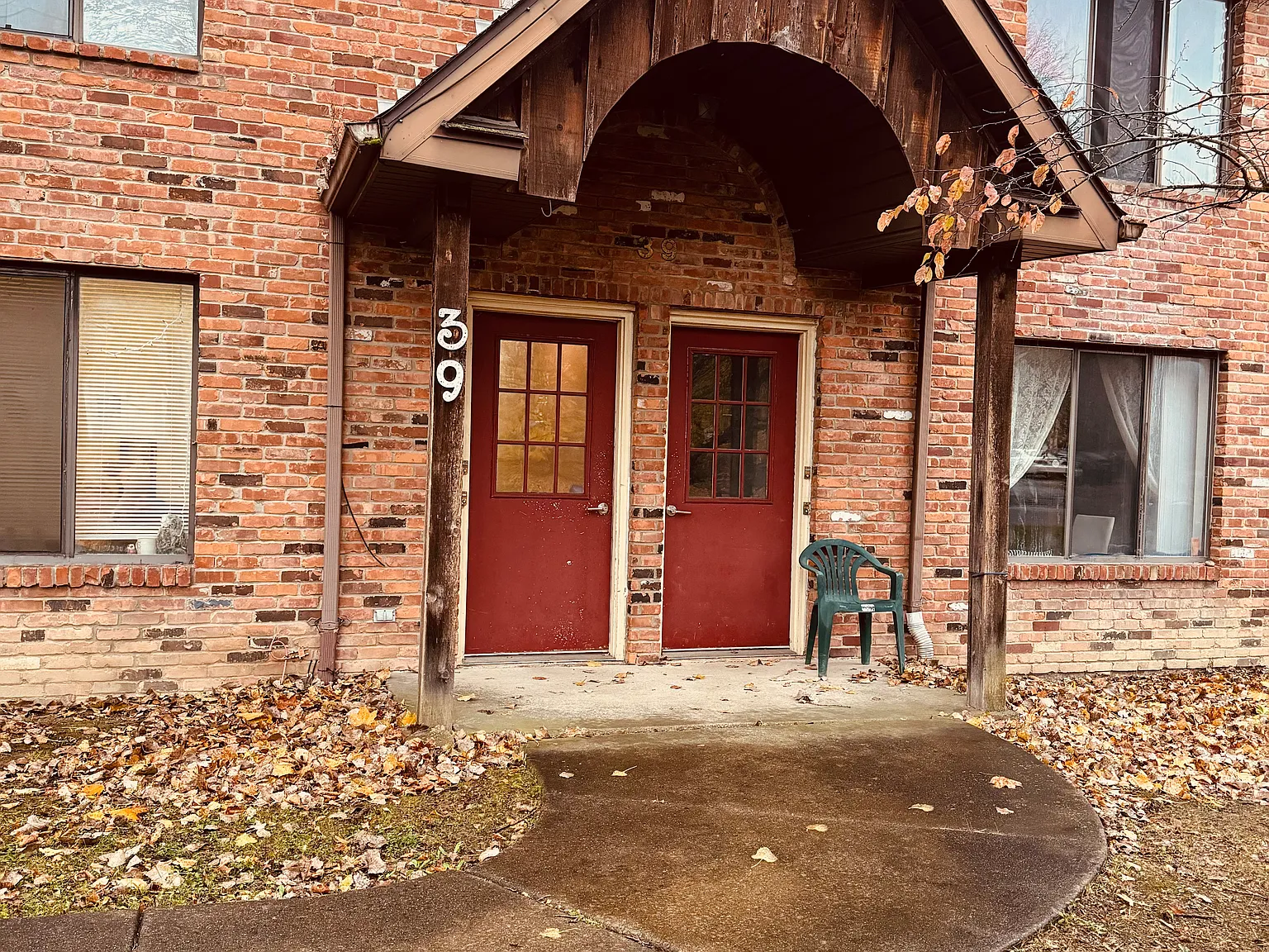 39 Lemon Tree Ct — Photo 1
