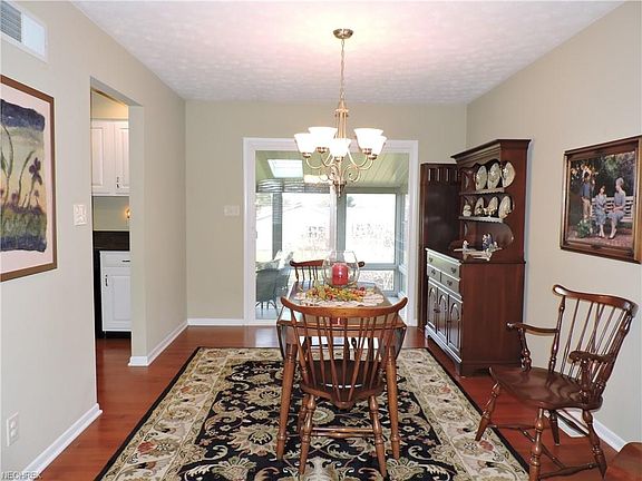4th image of 106 Brant Dr