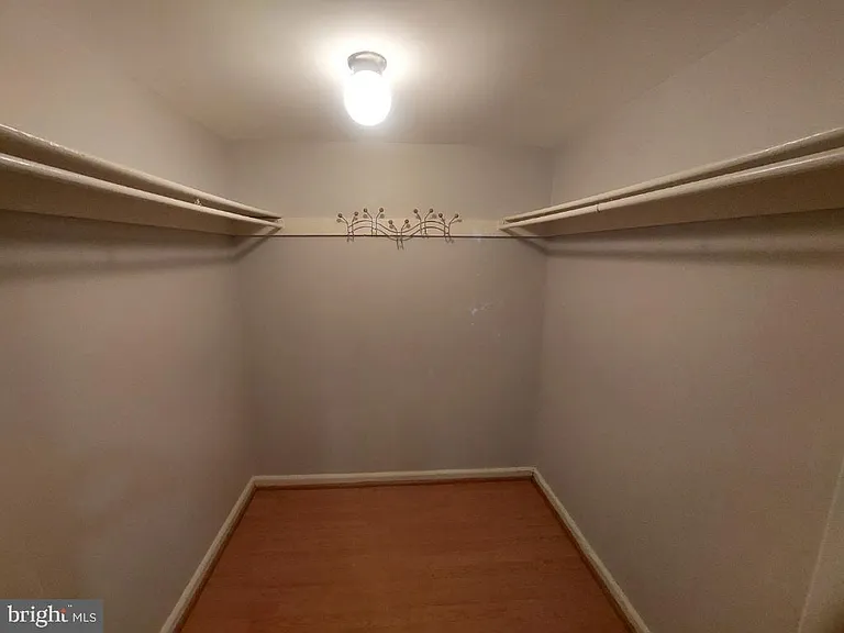 1523 Northgate Sq #1523-1B — Photo 7