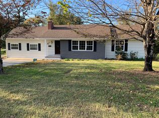 900 Eagle Bend Rd, Clinton, TN 37716