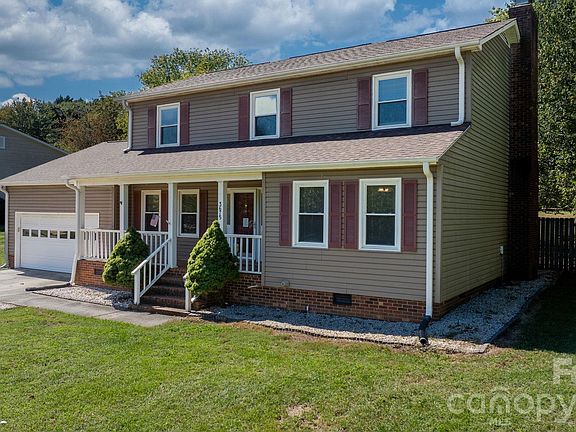 2nd image of 3675 10th St