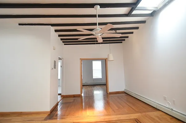 Rented by Compass | media 9