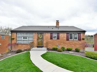 305 Howard Dr, Pittsburgh, PA 15241