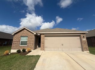 18912 Quiet Range Dr, Elgin, TX 78621