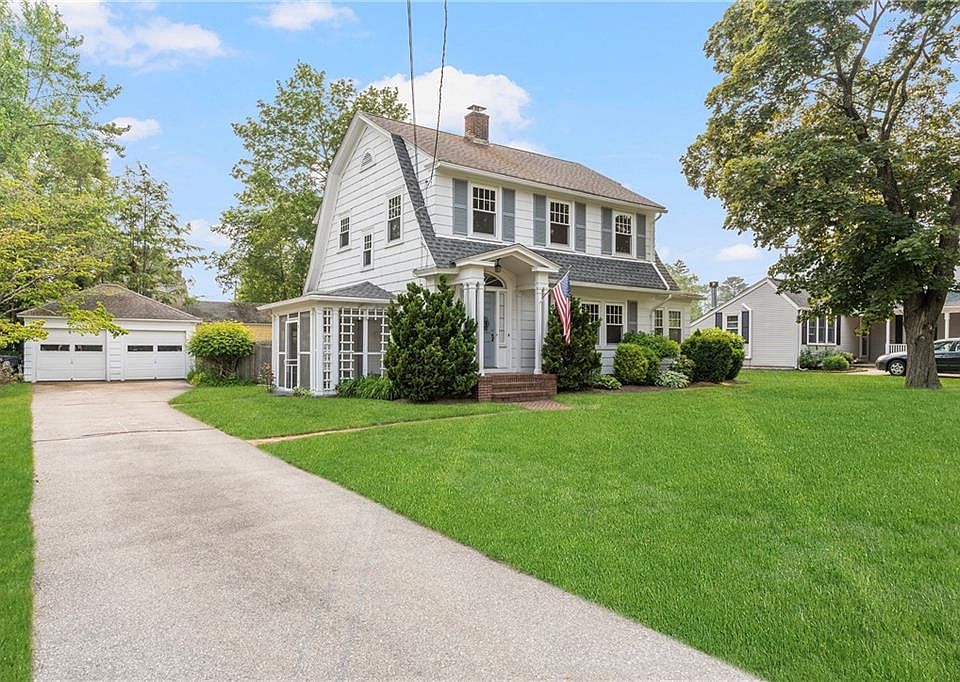 1st image of 90 Greenwood Ave