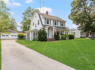 90 Greenwood Ave, Warwick, RI 02886