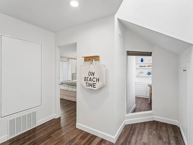 253 Fairview St #253 — Photo 68