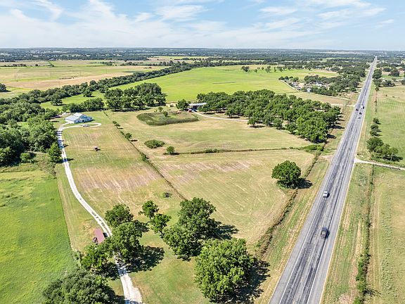 2nd image of 5787 Highway 377/67