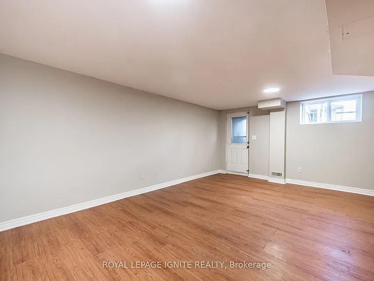 176 Wright Ave #BASEMENT — Photo 12