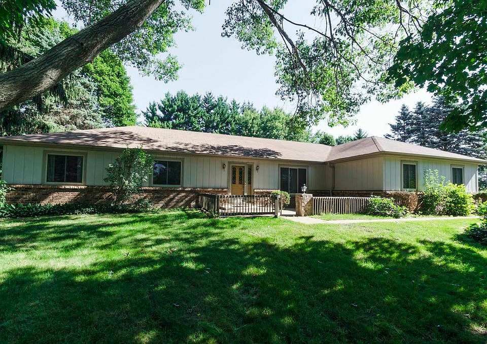 1st image of 35W750 Park Ln