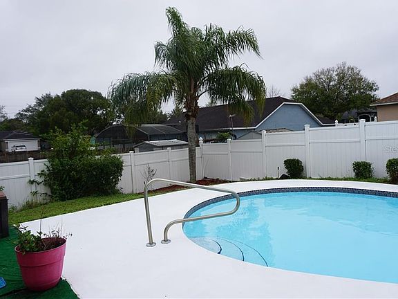 2nd image of 3209 Tealwood Ter