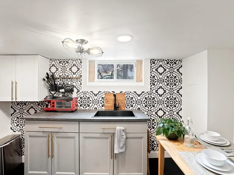 3307 Otis St #B — Photo 5