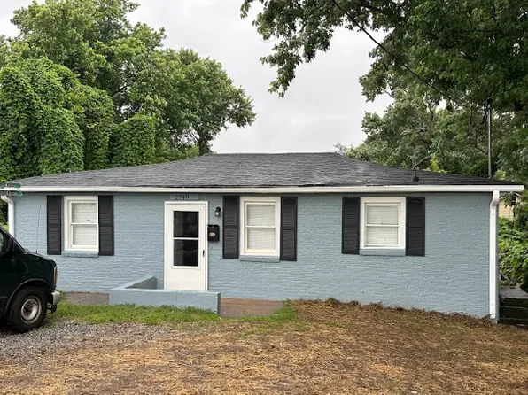 2740 Manchester St, Winston Salem, NC 27105