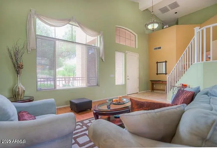 1580 W Saragosa St — Photo 5
