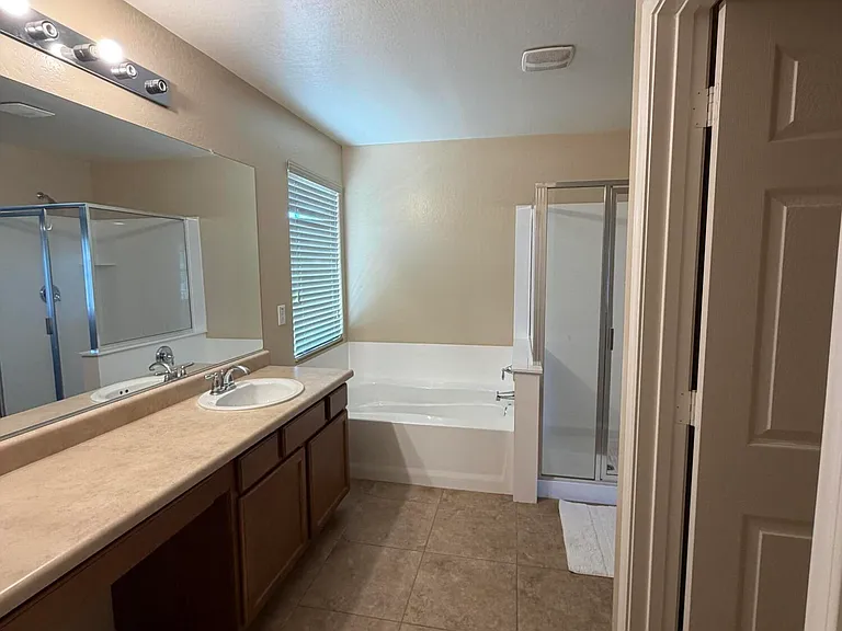 4723 W Gelding Dr — Photo 26