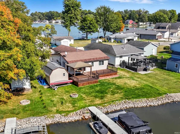 7760 S 140 E, Wolcottville, IN 46795