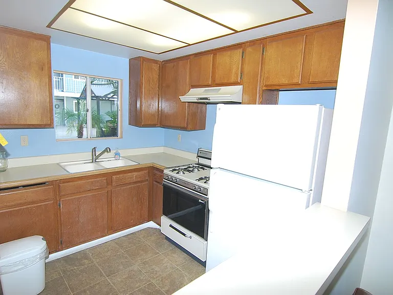 955 E 3rd St #303 — Photo 23
