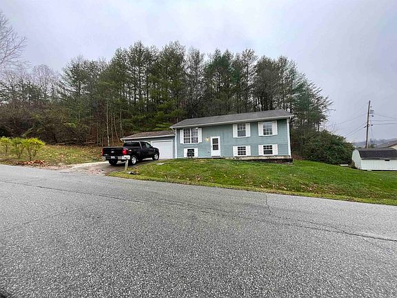 5th image of 7901 Carlisle Dr
