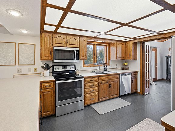 5th image of 703 Shady Ridge Rd NW