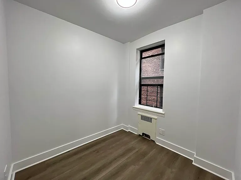 42-42 Judge St #2F — Photo 6