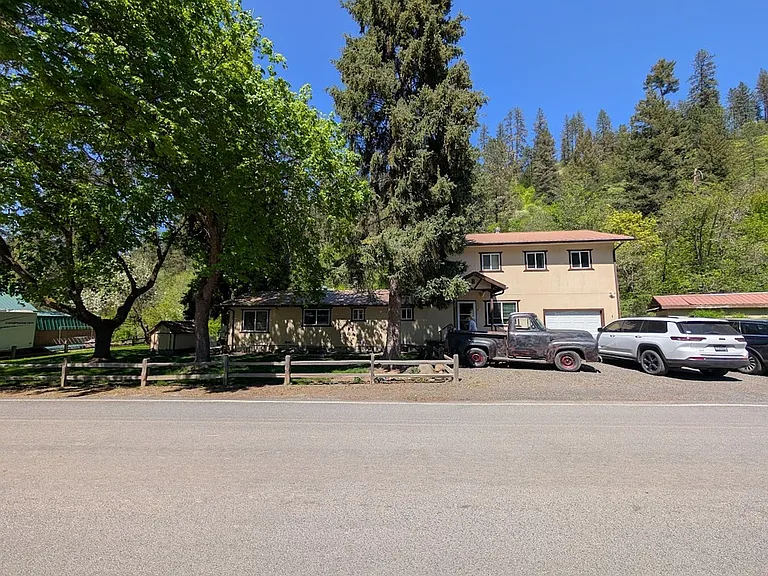 493 Harmony Heights Loop — Photo 17