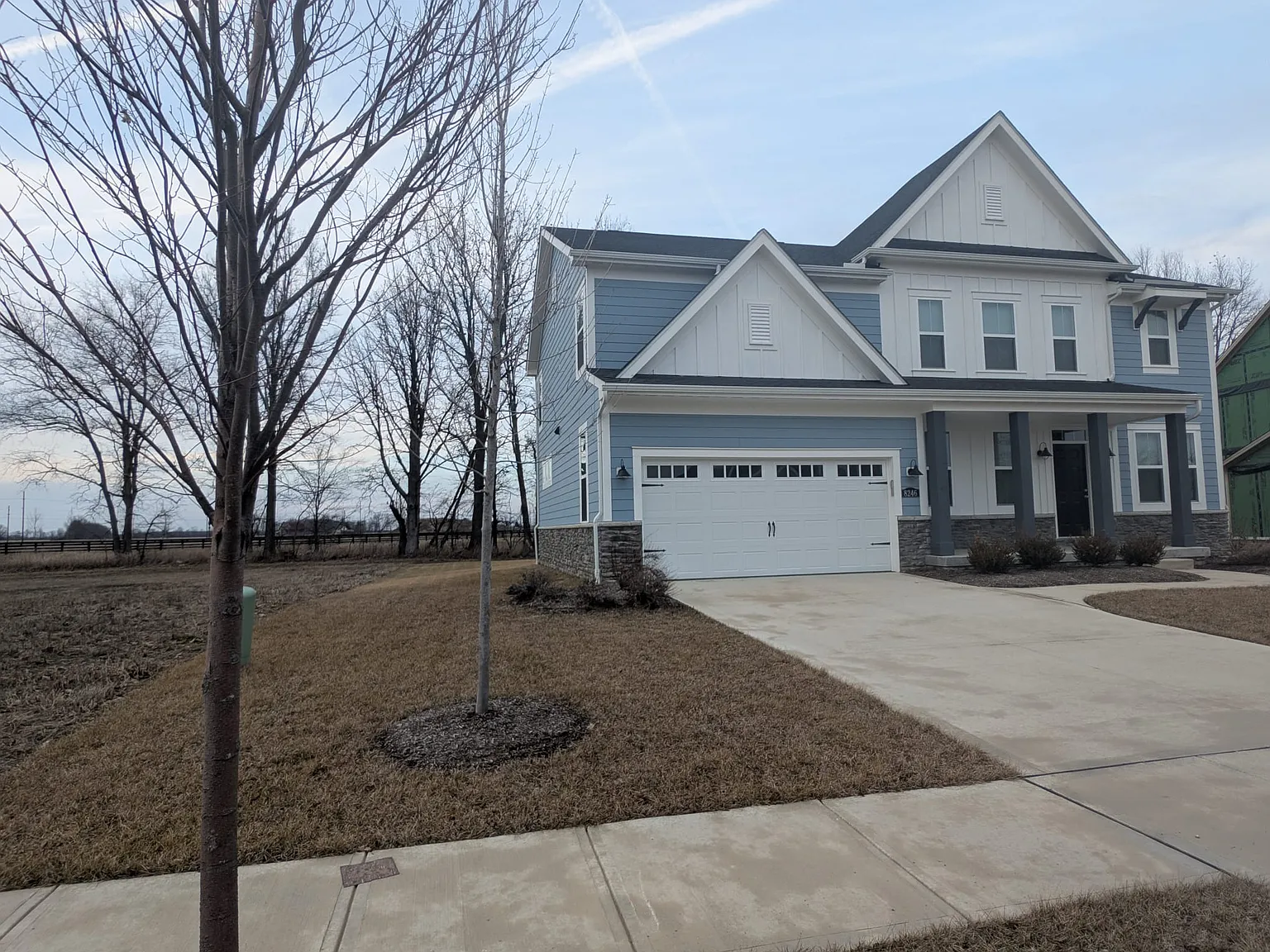 4 bed, 2.5 bath, 2761 sqft, $3,500 — Photo 2