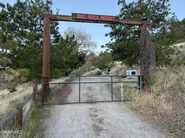19461 Jacks Hill Rd, Tehachapi, CA 93561