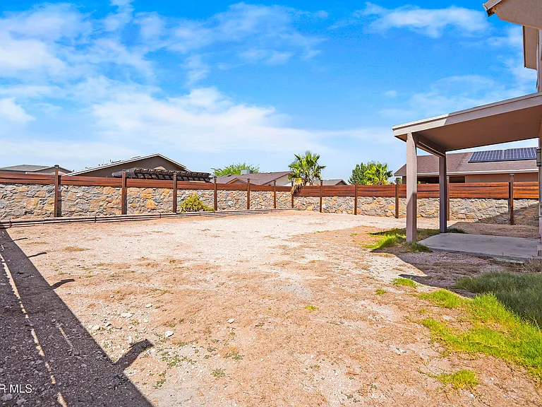 3261 Garden Point Dr — Photo 30