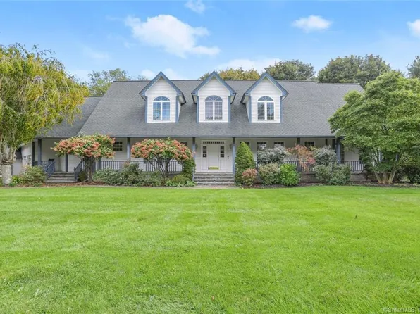 30 Amante Drive, Easton, CT 06612