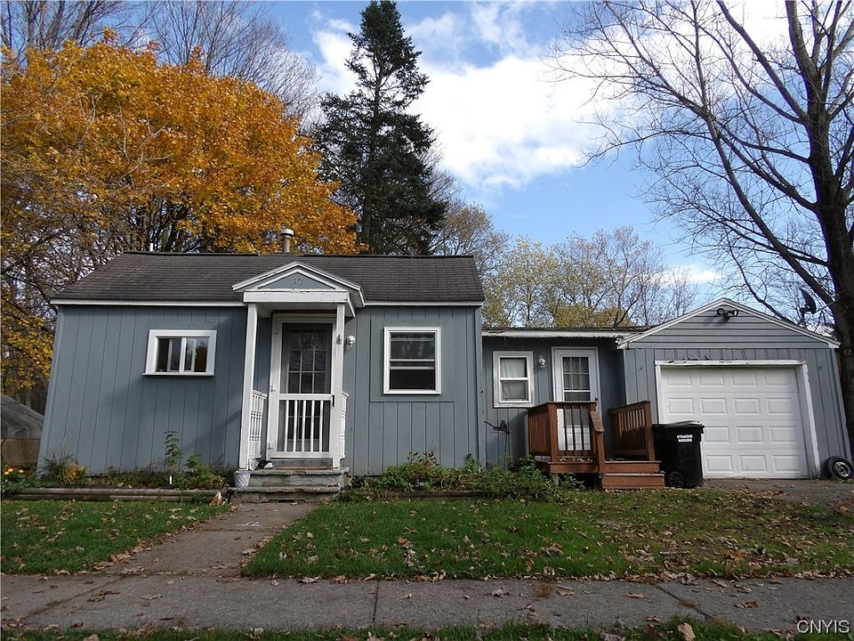 1st image of 15 Cherry St