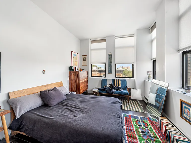 714 Seneca Ave #401 — Photo 16