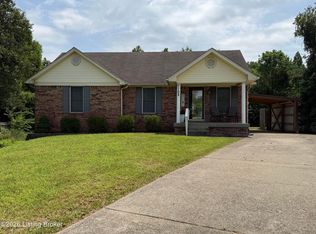 7102 Brook Garden Pl, Louisville, KY 40258