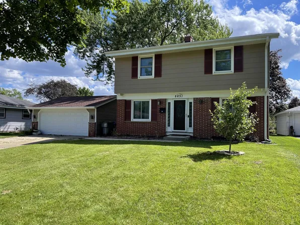 8651 W Dallas STREET, Milwaukee, WI 53224