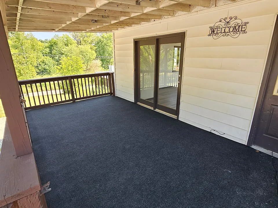 1707 Old State Road M